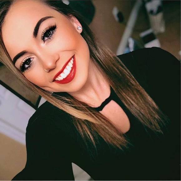 Comment “HELLO” and I’ll follow you! 🍒 - Picture 4 of 16